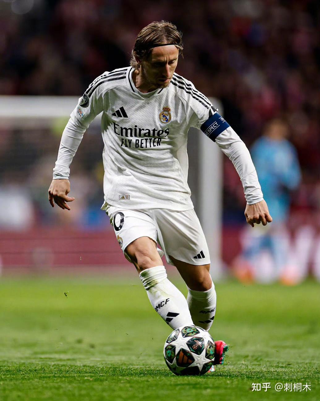 齐沃：我考虑的是队内球员而不是转会市场；满意迪乌夫的表现